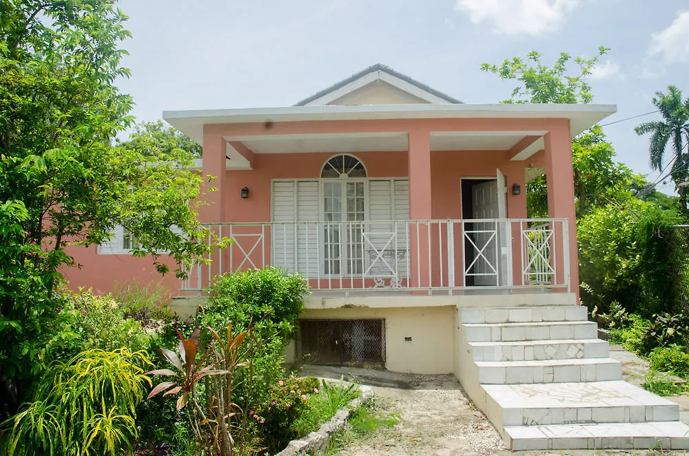 Racket Club Hotel Montego Bay 3*,